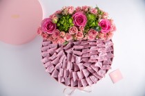 pink chocolate gift box with flower