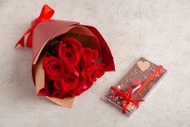 Love chocolate bar with Red flower bouquet