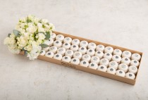 Graduation Macaroon tray with flower